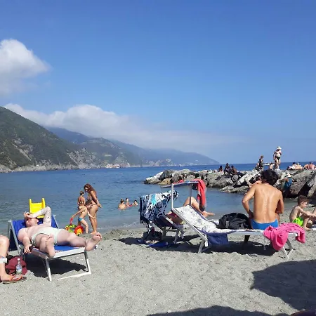Livia Vicino Alle Cinque Terre * Beverino